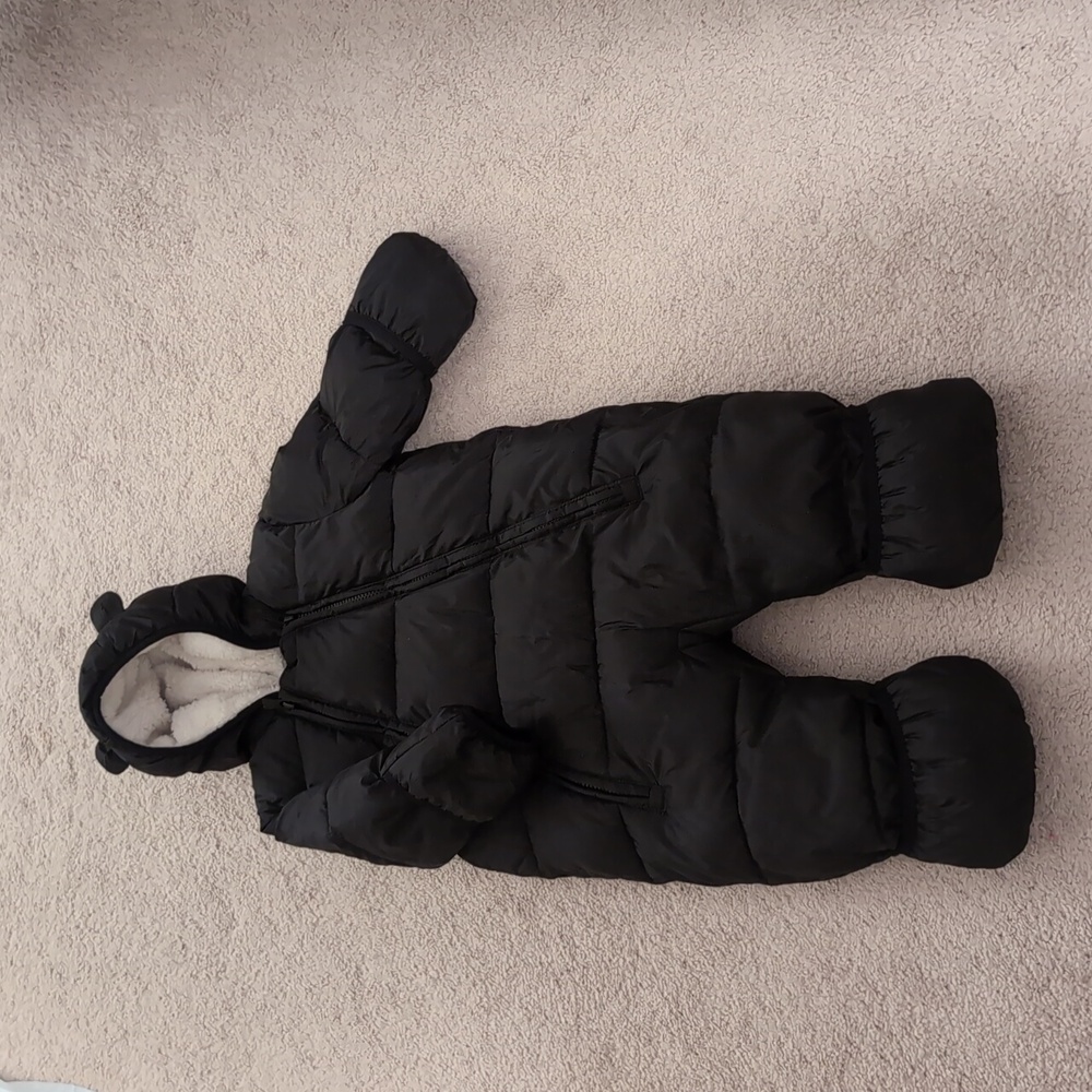 GAP Baby 100% Recycled Heavy Weight Puffer One-Piece (Used)